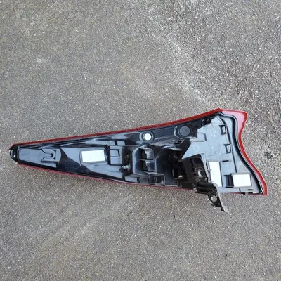 OEM Toyota Prius Prime Rear Right Combo Lamp 81550-47340, 2017-2022 photo 3
