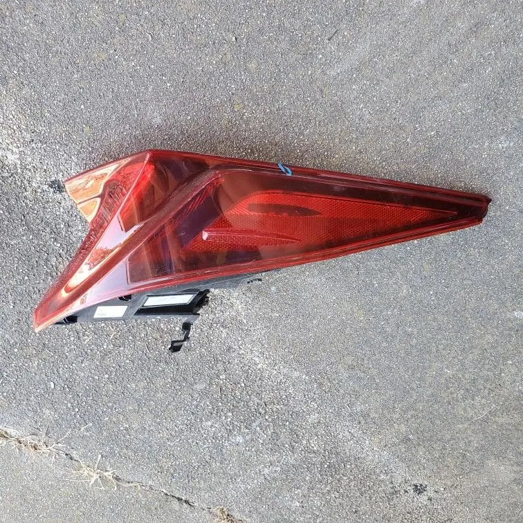 OEM Toyota Prius Prime Rear Right Combo Lamp 81550-47340, 2017-2022