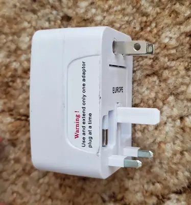 Multi-Nation Travel Adapter photo 3