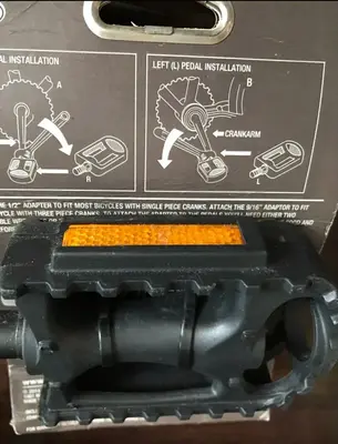 Bell Kicks 350 Universal Bicycle Pedal Set photo 3