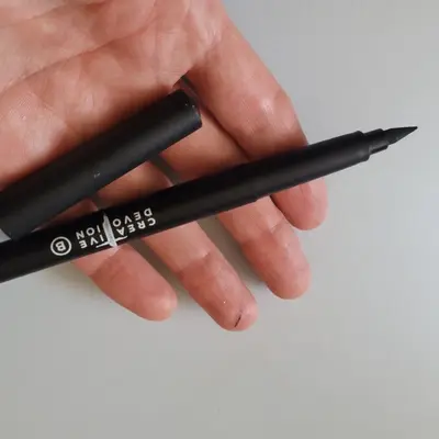 Calligraphy and Lettering Brush Pen and Marker Set photo 9