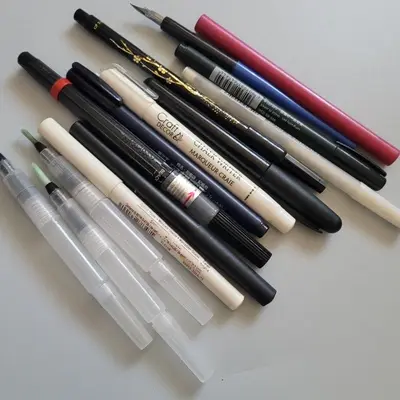 Calligraphy and Lettering Brush Pen and Marker Set photo 3