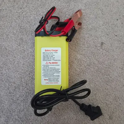 2A 12V Smart Battery Charger for Cars and Motorcycles, LED Display photo 4