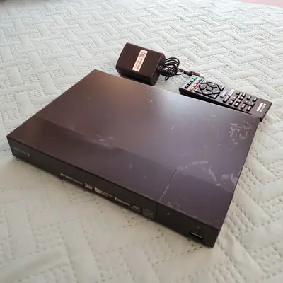 Sony BDP-S6700 4K Upscaling 3D Streaming Blu-ray Player, WiFi, Bluetooth