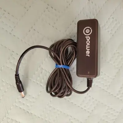 12.6V 1A Li-Ion Battery Charger Adapter with LED Indicator photo 2