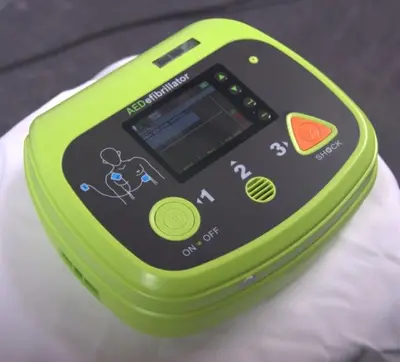 AED7000 Plus Automatic External Defibrillator photo 2