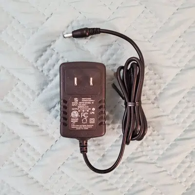 14V 1A Universal AC/DC Power Adapter, 3.5 mm Plug