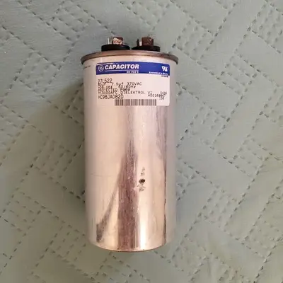 GE 27L522 Dual Run Capacitor, 7.5 uF, 370V AC photo 1