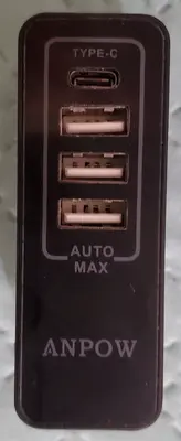 4-Port USB-C Wall Charger with Foldable Plug photo 2