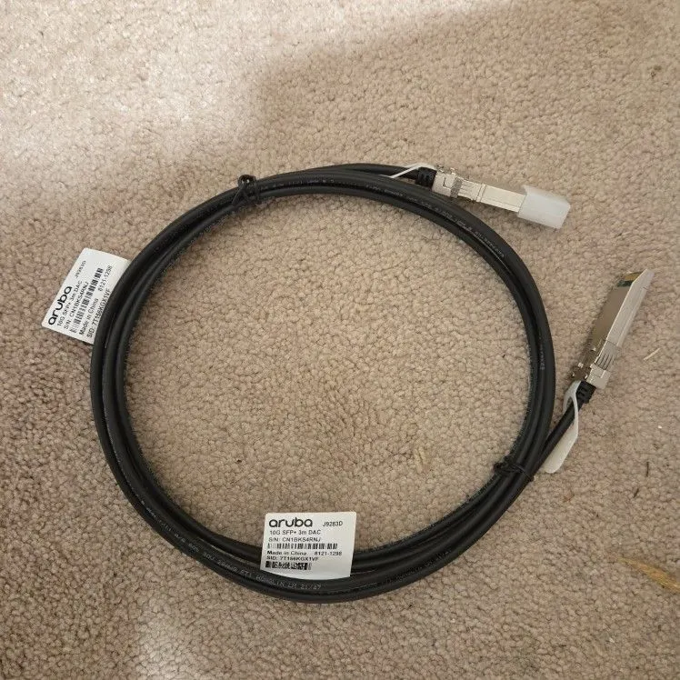 HPE Aruba J9283D 10G SFP+ DAC Cable, 3 m