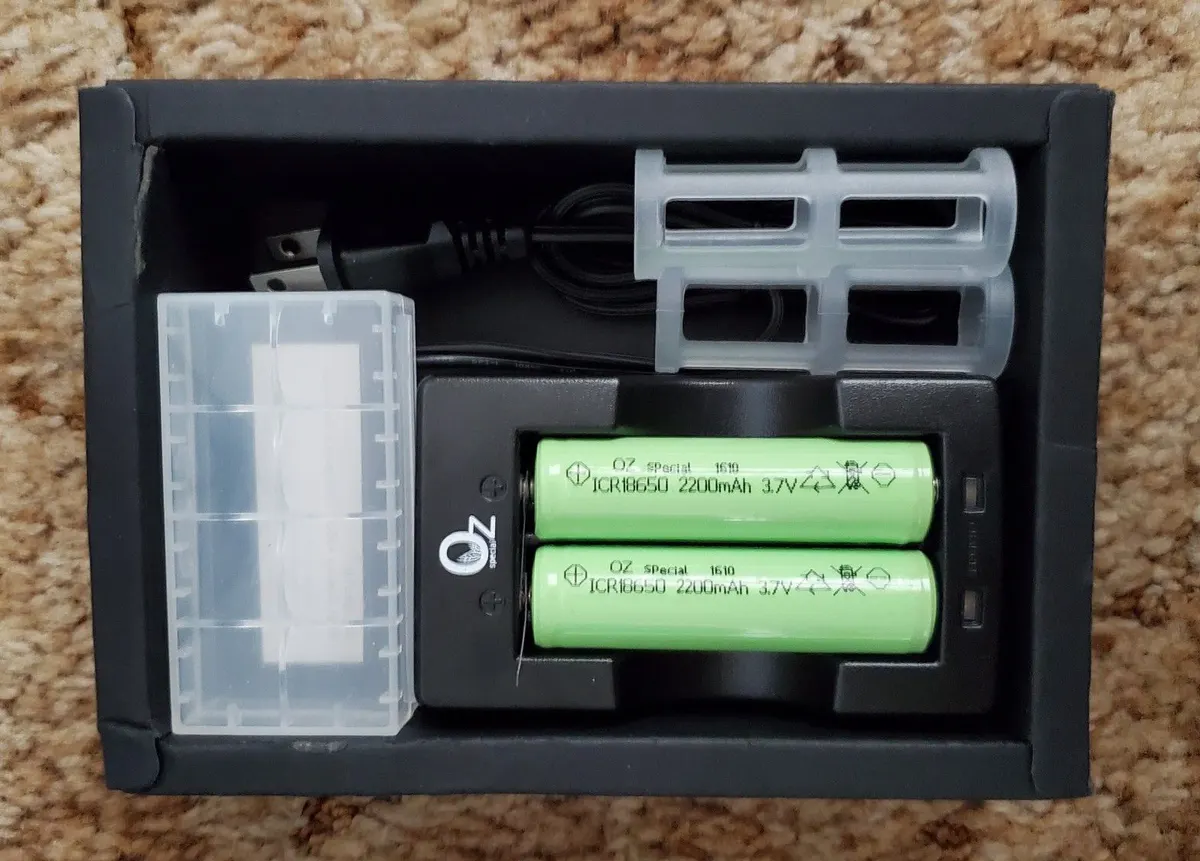 OZ-812BC Professional Rechargeable 18650 Li-Ion Battery, UL Listed