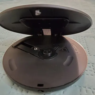 HOTT CD204 Portable Anti-Shock CD Player for Home, Travel and Car photo 3