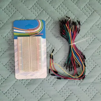 Solderless Breadboard Kit with 60 Flexible Jumper Wires photo 1