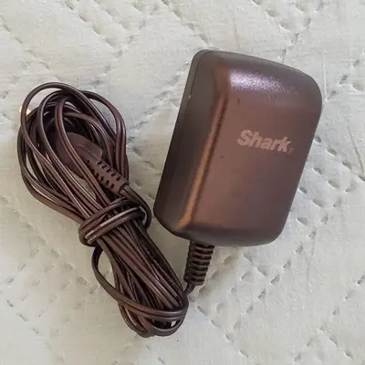 Genuine Shark DK12-133075A-U AC Adapter, 13.3V 0.75A