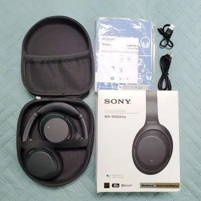 Sony WH-1000XM3 Wireless Noise-Canceling Bluetooth Headphones