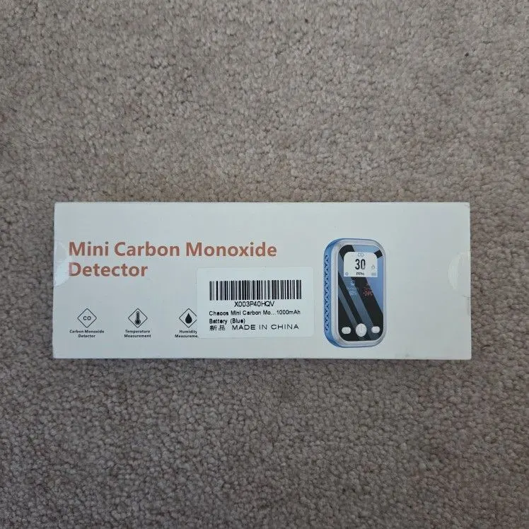 3-in-1 Mini Carbon Monoxide Detector and Air Quality Monitor with Lanyard
