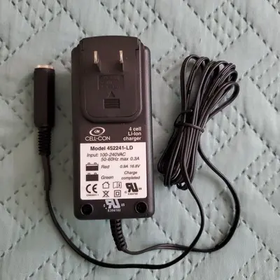 4-Cell Li-Ion Battery Charger, 16.8V 0.9A