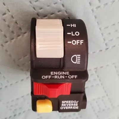 Left Handlebar Headlight On/Off Switch Assembly for Polaris Hawkeye 300