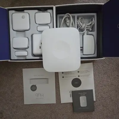 Samsung SmartThings Home Monitoring Kit with Bonus Water Leak Sensor photo 3