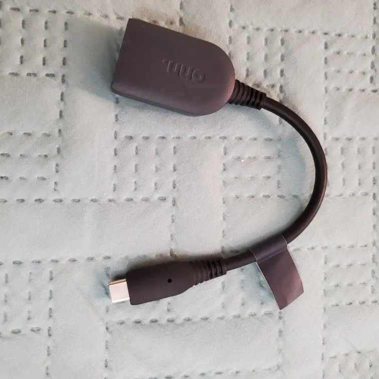 USB-C to VGA Adapter for Mac and PC