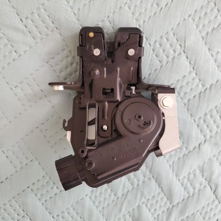 OEM Toyota Prius Prime Rear Trunk Latch Lock Unit 69350-47060