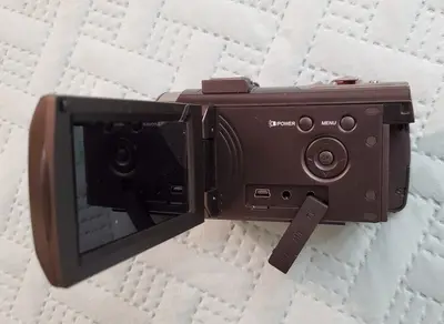 HDV-201LM 1080P Digital Video Camcorder (For Parts, No Battery) photo 7