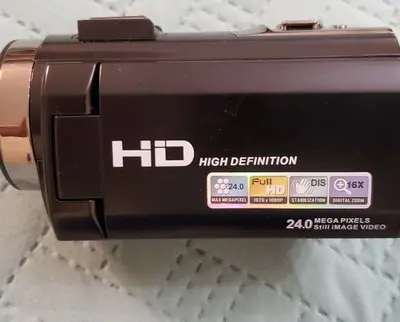 HDV-201LM 1080P Digital Video Camcorder (For Parts, No Battery)