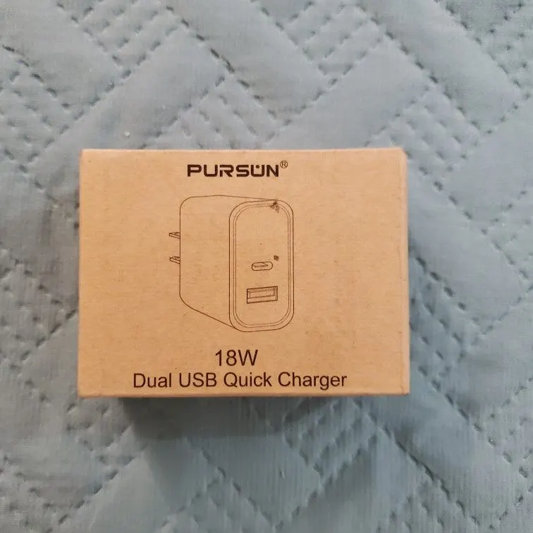 Pursun 18W Dual USB and USB-C Power Delivery Quick Charger