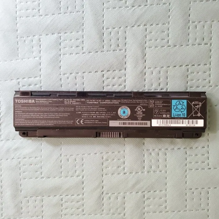 Genuine Toshiba PA5109U-1BRS Laptop Battery, 10.8V 48Wh