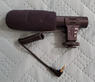 Emiral Camera Microphone with +20dB Enhancement for DSLR Interviews