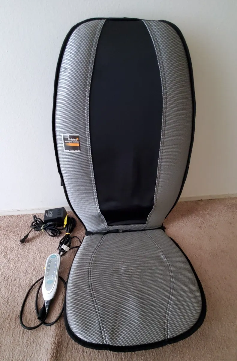 Homedics SBM-300 Shiatsu Massage Chair Pad with Heat