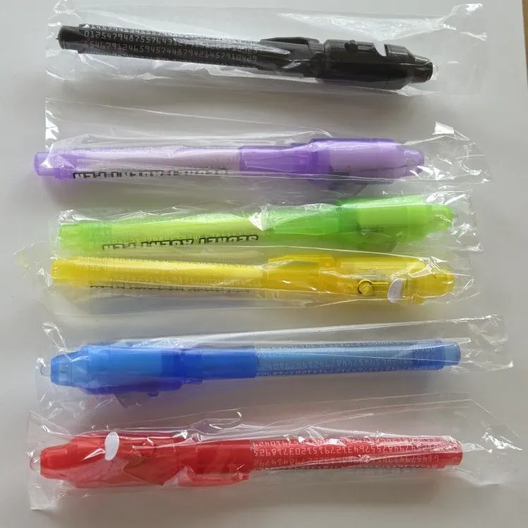 Spy Pen with Invisible Ink and Blacklight