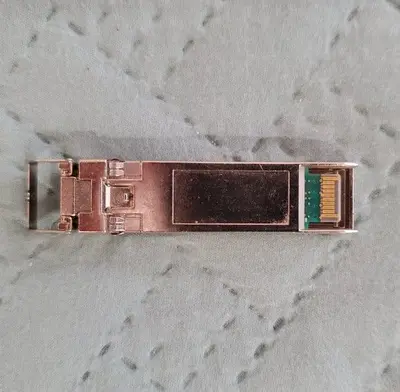 Finisar FTLX1471D3BCL 10Gb/s 1310nm SFP+ Transceiver photo 2