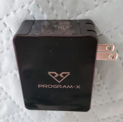 5.4A 4-Port USB Wall Charger with Foldable Plug and SmartID