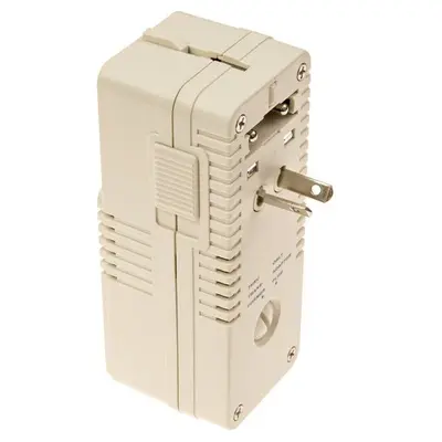 TravelMore SC 5422 Step-Down Voltage Converter, 1875W, with Travel Adapter photo 7