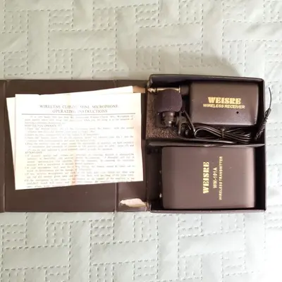 Wireless Lavalier Microphone Transmitter and Receiver photo 2