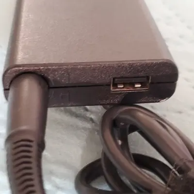 Original HP 65W 19.5V 3.33A Travel Slim AC Adapter with USB photo 3