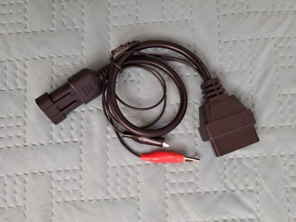 OBD2 3-Pin to 16-Pin Car Diagnostic Connector Adapter