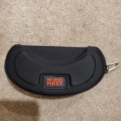 Maxx Eyeglass Case (Glasses Not Included)