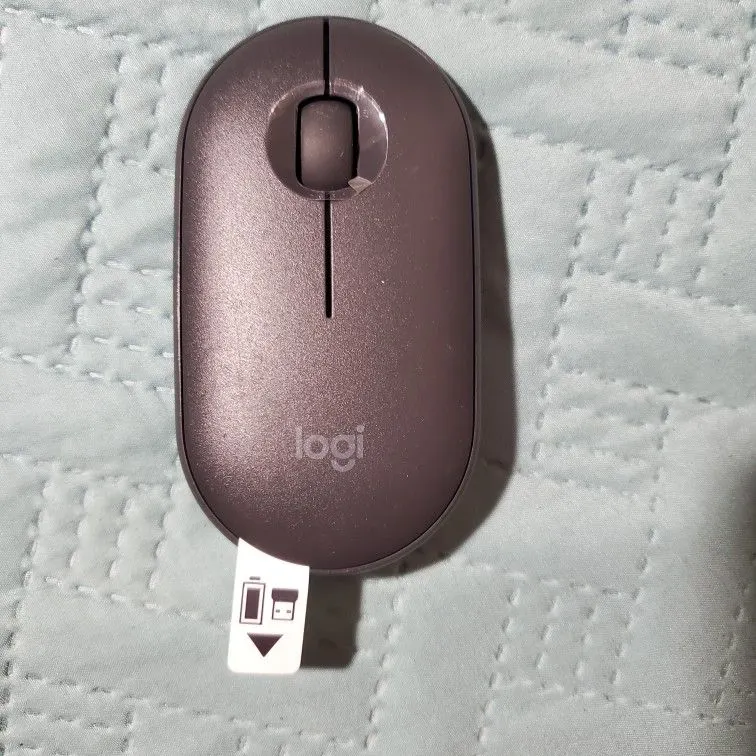 Logitech Pebble M350 Wireless Mouse, Bluetooth or USB, Silent and Slim