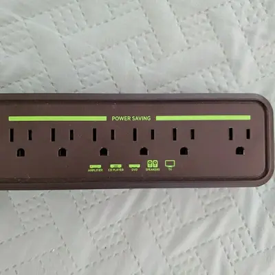 Embertec Emberstrip 8AV+ Smart Power Strip, 8 Outlets photo 2