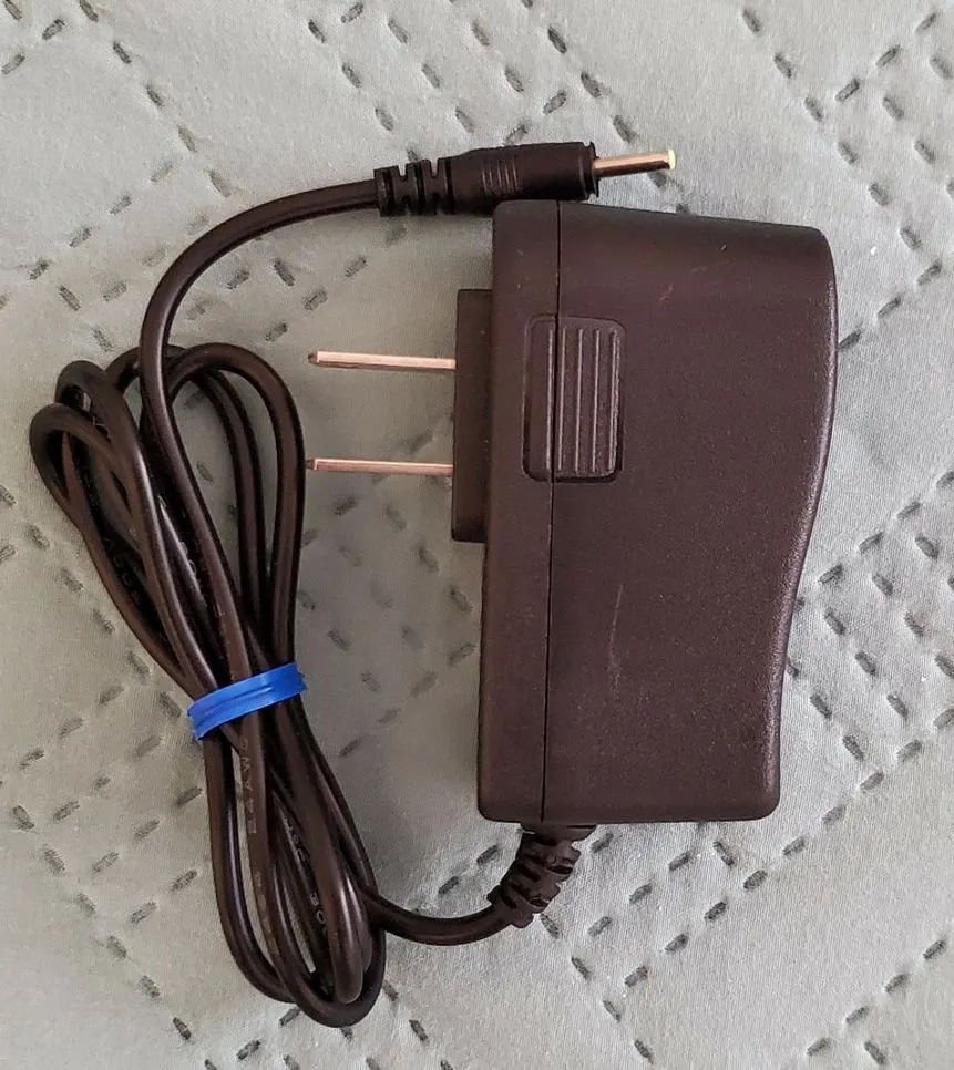 5V 2A Wall Adapter, 2.5mm Plug