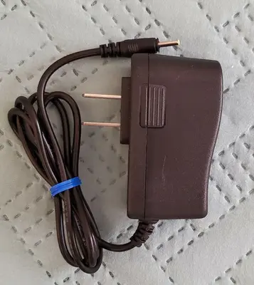 5V 2A Wall Adapter, 2.5mm Plug