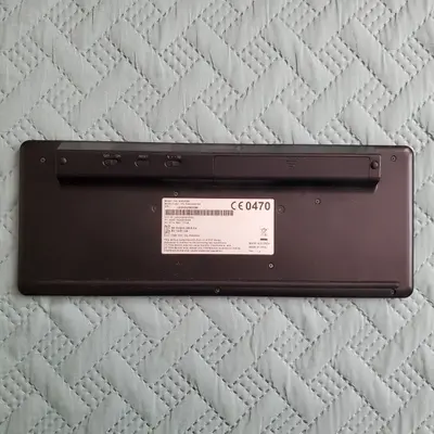 Samsung VG-KBD2000 Smart Wireless Keyboard (2014) photo 2