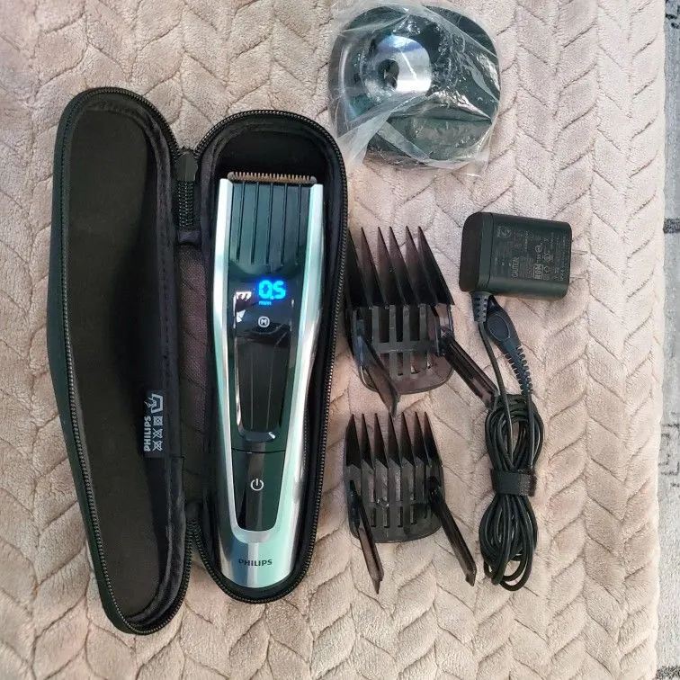 Philips HC9450/13 Series 9000 Hair Clipper with Adjustable Comb and Case