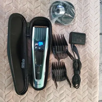 Philips HC9450/13 Series 9000 Hair Clipper with Adjustable Comb and Case