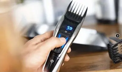 Philips HC9450/13 Series 9000 Hair Clipper with Adjustable Comb and Case photo 2