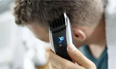 Philips HC9450/13 Series 9000 Hair Clipper with Adjustable Comb and Case photo 4