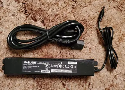 MCW6012-i5 / MCW4803-i5 60W 12V 5A AC/DC Adapter