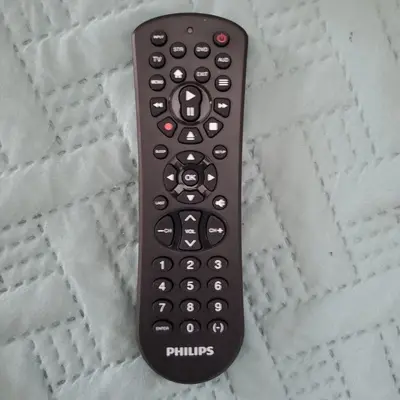 Philips Universal Remote for Samsung, Vizio, LG, Sony, Roku and Apple TV